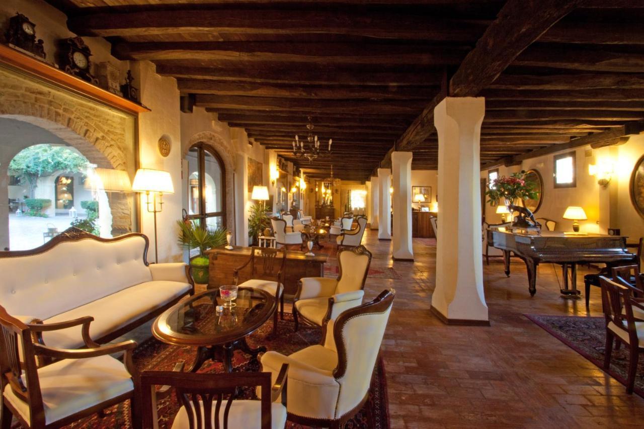 Hotel Villa Luppis Pasiano Di Pordenone Exteriör bild