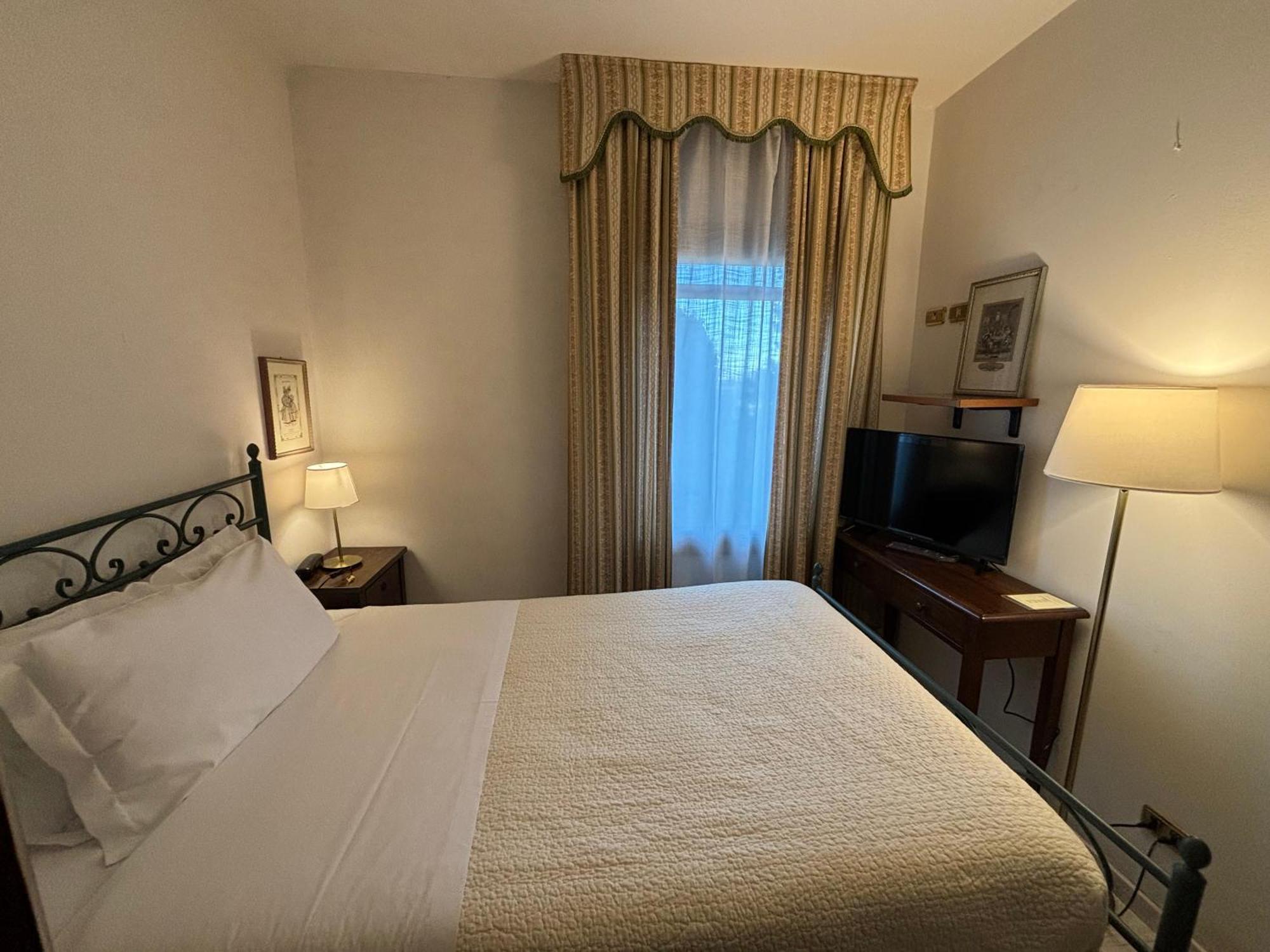 Hotel Villa Luppis Pasiano Di Pordenone Exteriör bild