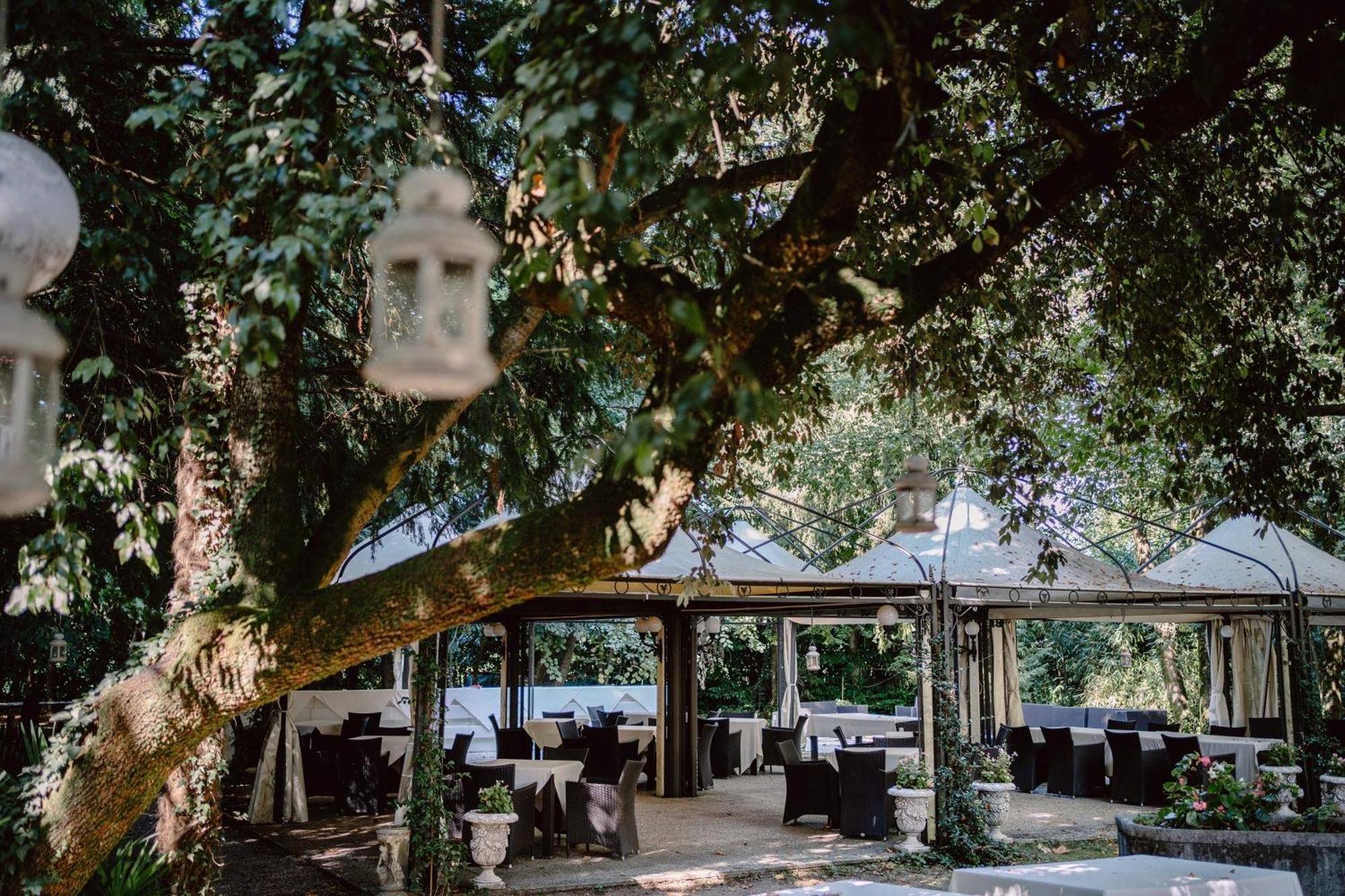 Hotel Villa Luppis Pasiano Di Pordenone Exteriör bild