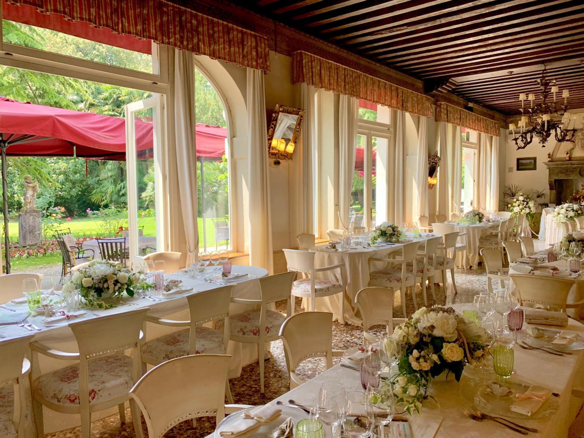 Hotel Villa Luppis Pasiano Di Pordenone Exteriör bild