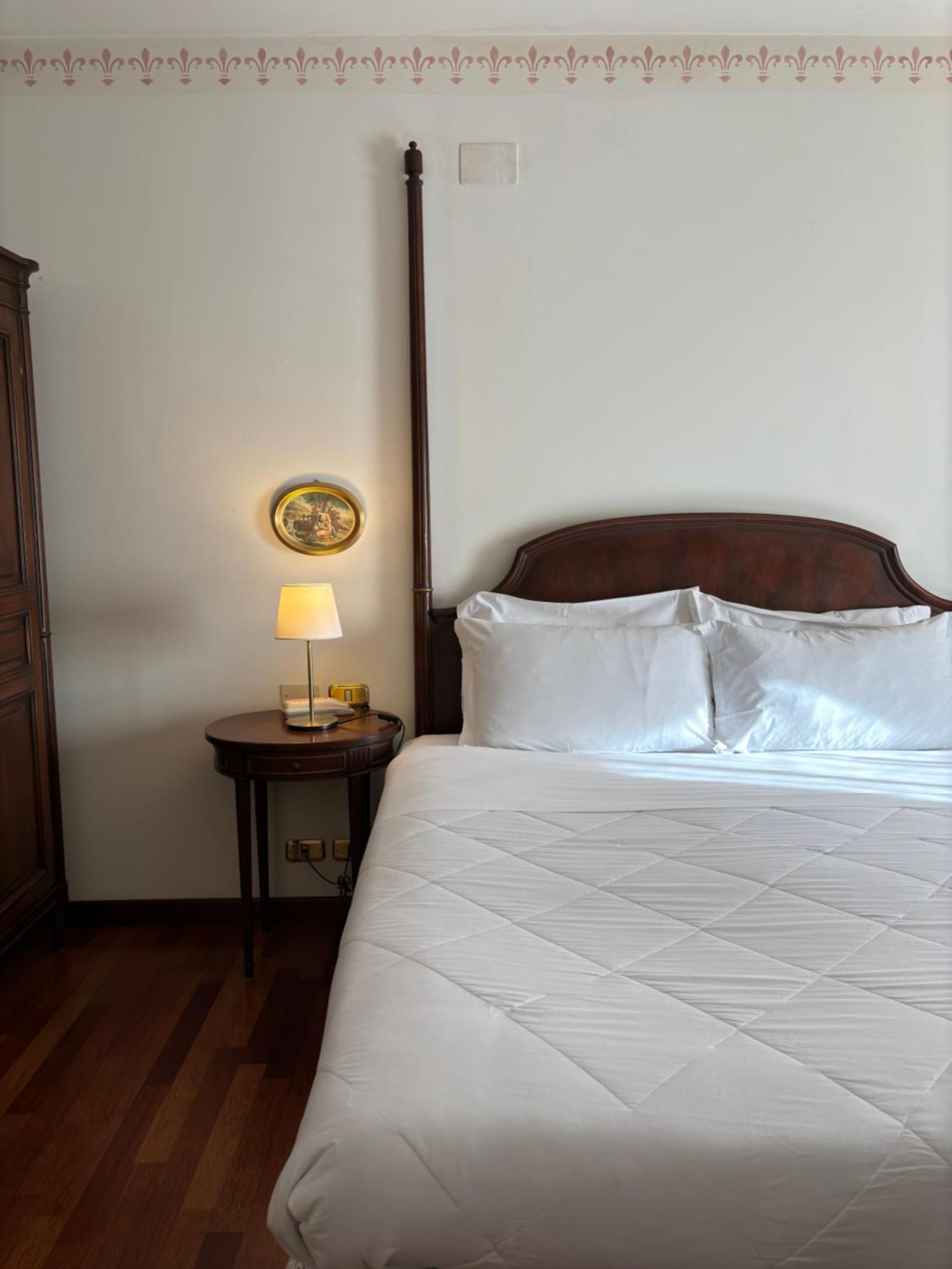 Hotel Villa Luppis Pasiano Di Pordenone Exteriör bild